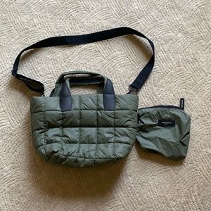 Vee Collective Medium Porter Tote